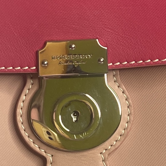 🇬🇧✨BURBERRY✨TRENCH CALFSKIN PINK CROSSBODY/TOP HANDLE✨with COA - Picture 4 of 17